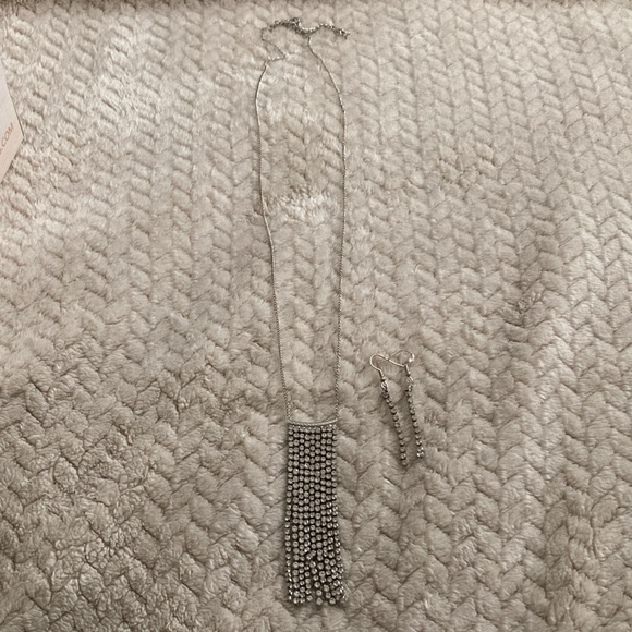 🧡🧡 Paparazzi Necklace and Earring Set🧡🧡 - Picture 2 of 4